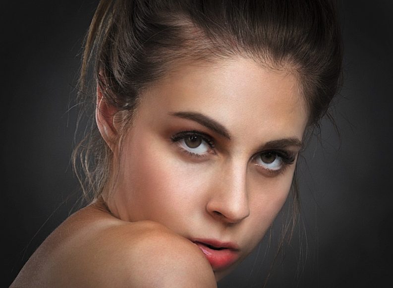 Le maquillage des yeux : aperçu sur les cils