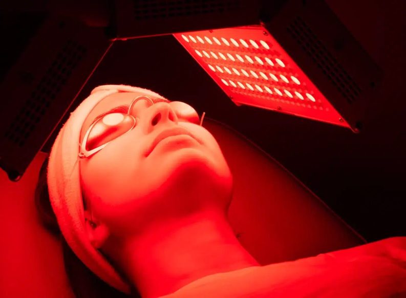 Le masque LED pour le visage : une réelle efficacité